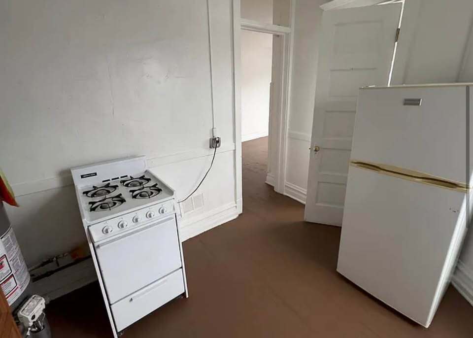 Building Photo - 3860 N Saint Louis Ave