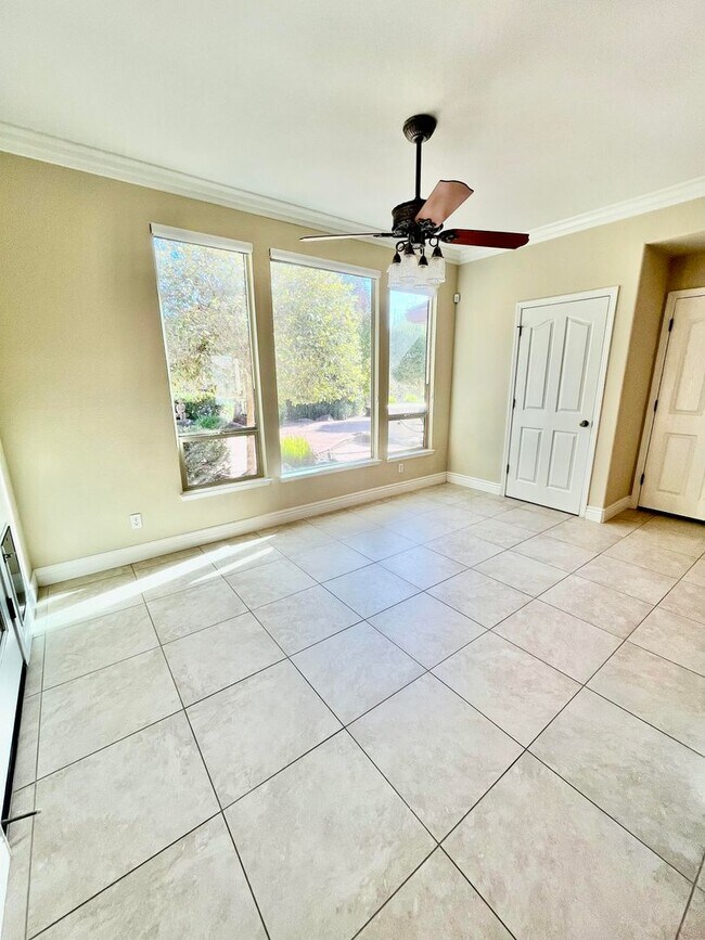 Building Photo - 3381 Black Oak Dr