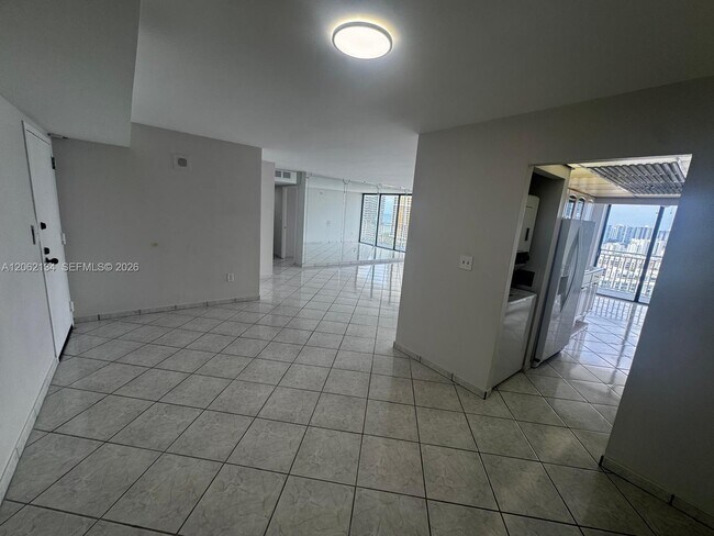 Building Photo - 210 174th St