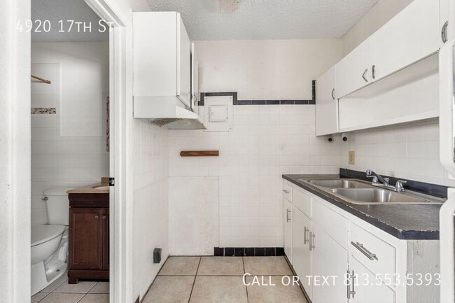 Building Photo - 4920 17th St