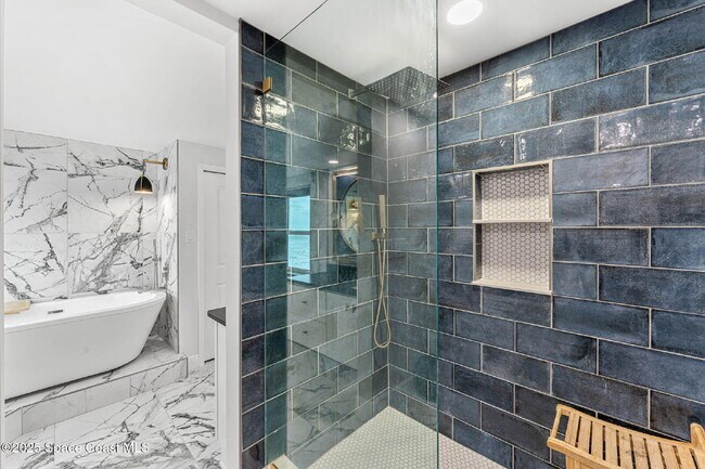 Building Photo - Indialantic Oceanfront Escape Awaits!