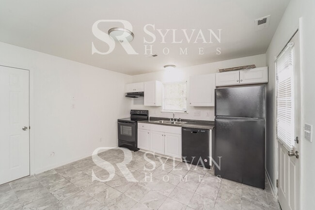 Building Photo - The Lifestyle You Deserve.