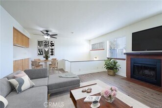 Building Photo - 2010 Robles Perdido Dr