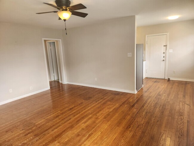 Building Photo - 55 Riberia St