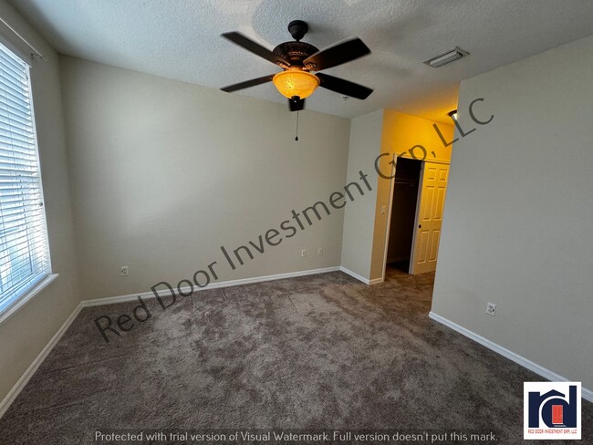 Building Photo - 2/2 2nd Floor Condo in Lakeside @ Lakes of...