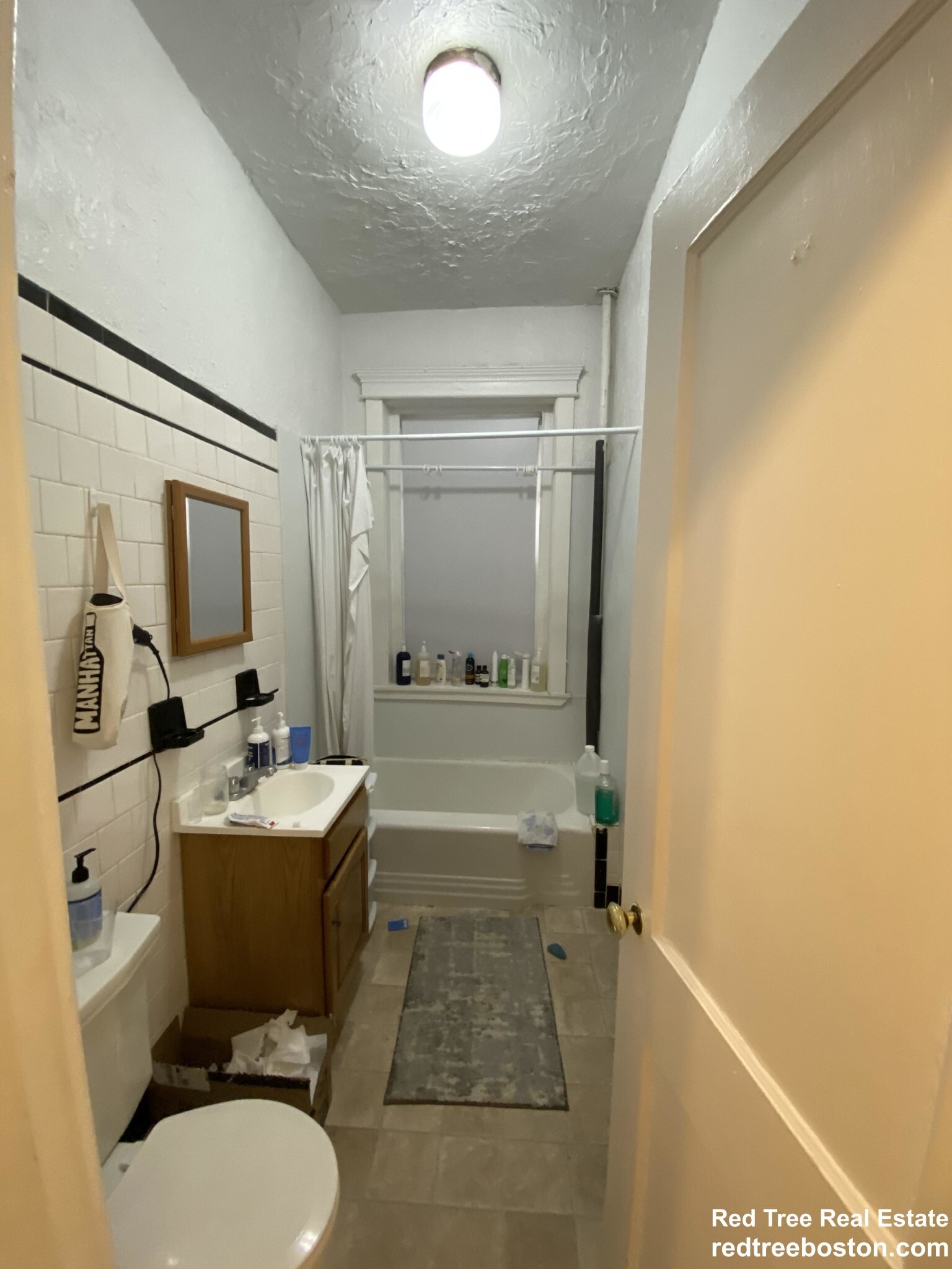 Building Photo - 1822 Beacon St