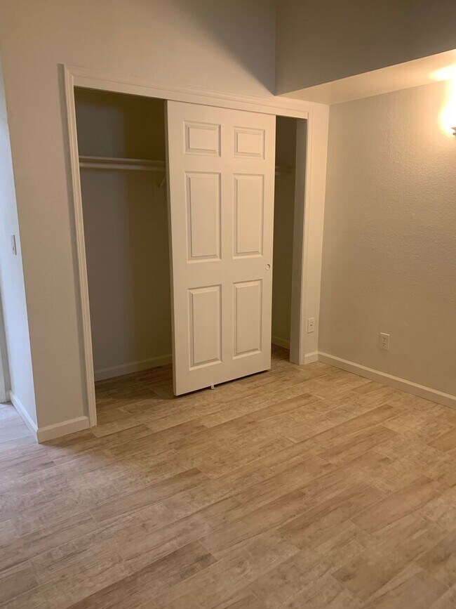 Building Photo - Chevelon