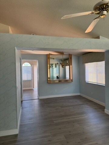 Dining Room - 1070 Camellia Ln