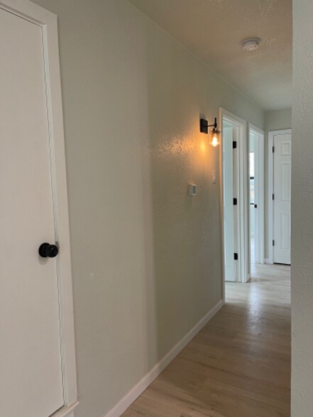 Building Photo - 1626 Solitude Dr