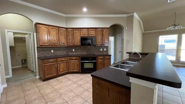 Building Photo - 5823 Sunny Meadow Ln
