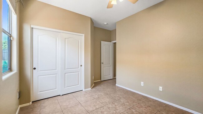 Building Photo - 12523 W Estero Ln
