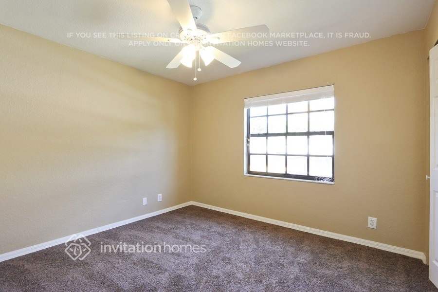 Building Photo - 327 80th Ave NE