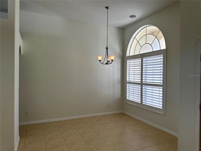 Building Photo - 10955 Lemay Dr