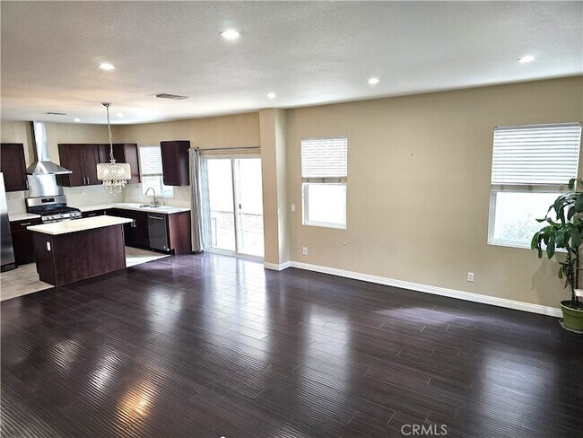 Building Photo - 11433 Mountain View Dr
