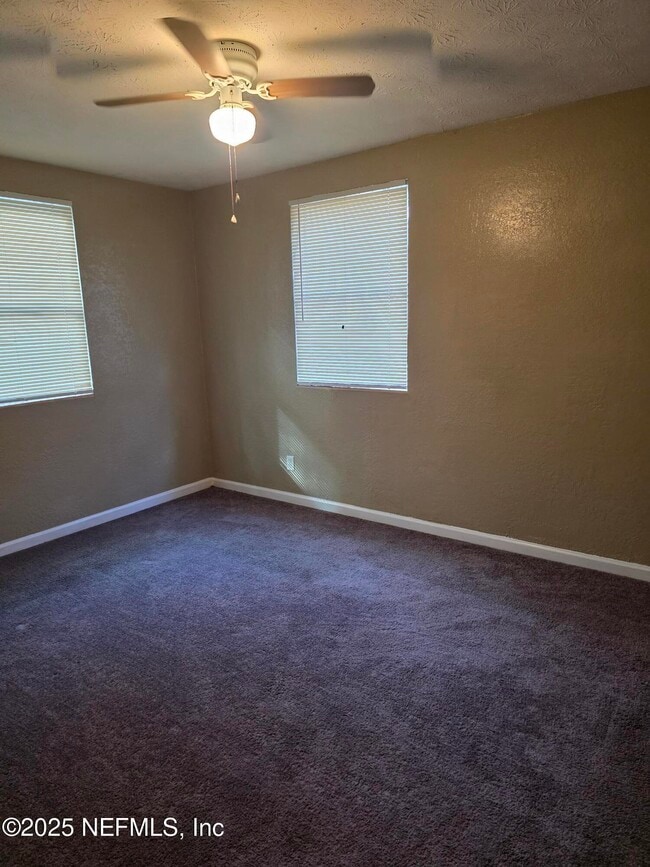 Building Photo - 1177 W 26th St