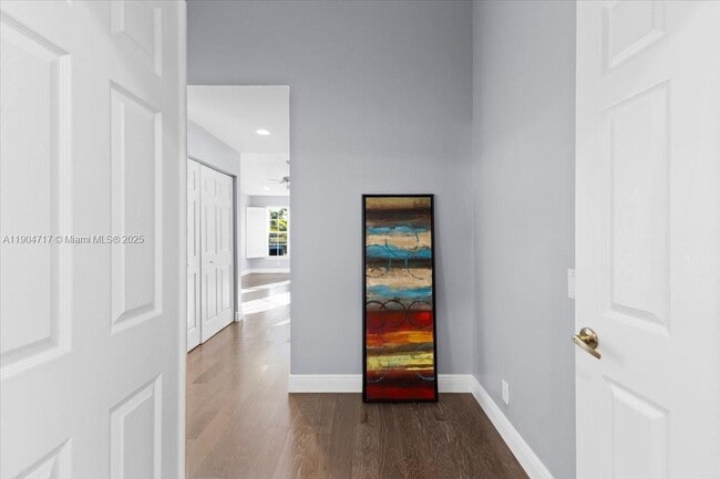 Building Photo - 642 Heritage Dr