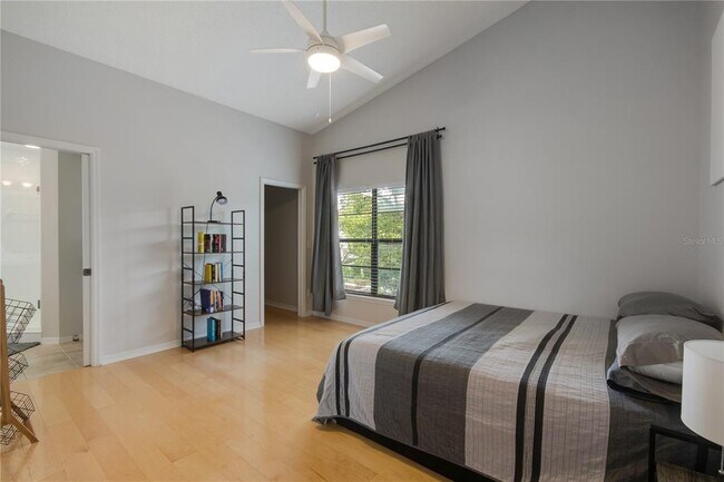 Building Photo - 720 Killarney Bay Ct