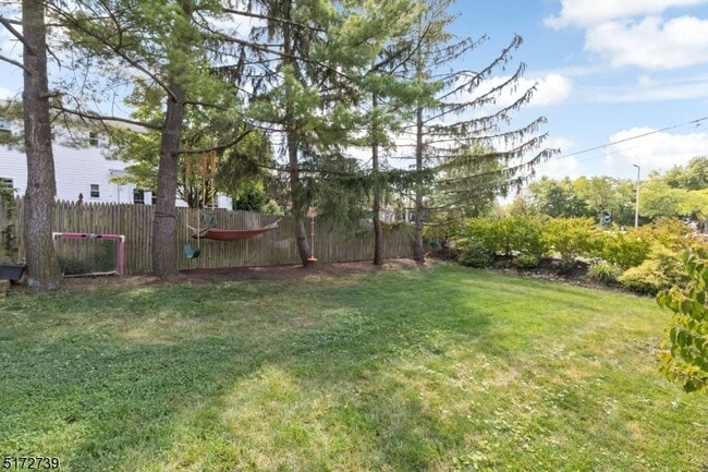 Building Photo - 16 Providence St