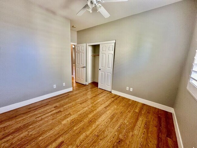 Building Photo - 6350 Cedar Waxwing Ct