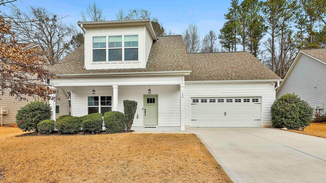 Building Photo - Spacious 5BR Home in Senoia — Golf Cart to Downtown