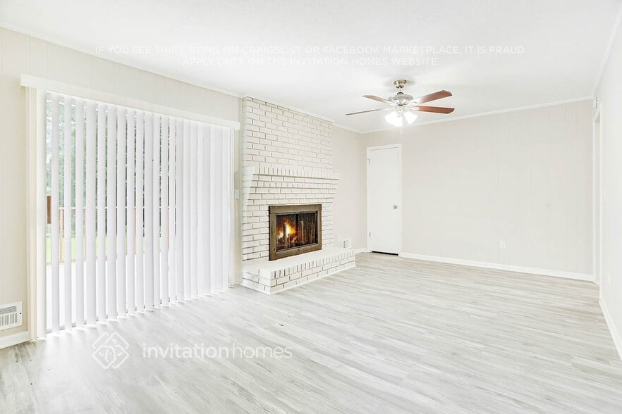 Building Photo - 3086 Tolbert Dr