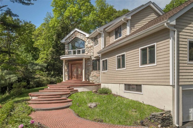 Building Photo - 38 Valley Rd