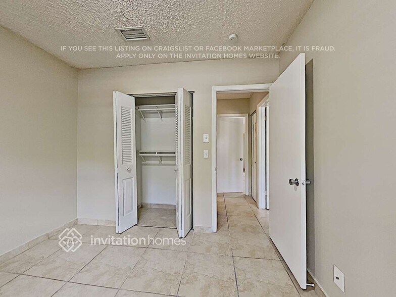 Building Photo - 2101 NW 108th Terrace