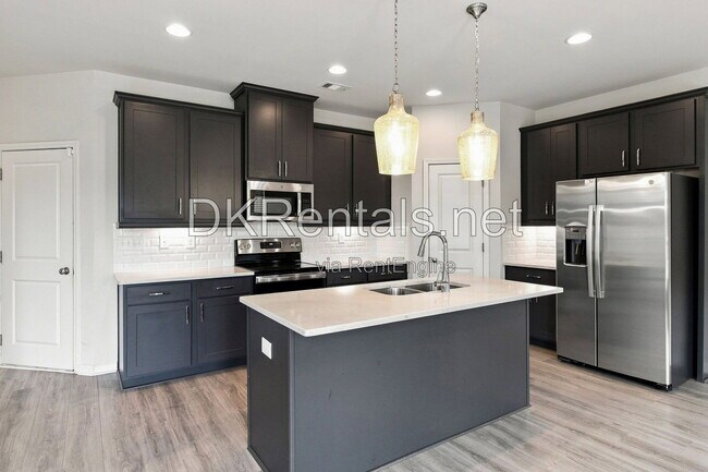 Building Photo - 2813 Aiden Ct