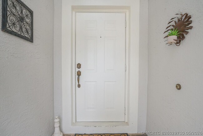 Building Photo - 5335 Vernio Ln