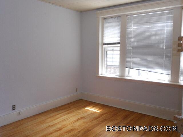 Building Photo - 46 Westland Ave