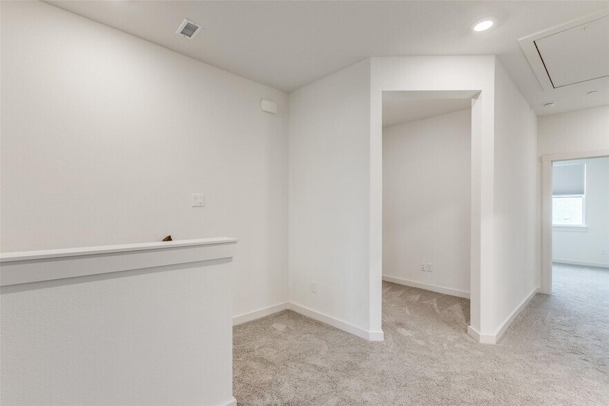 Building Photo - 3891 Pine Leaf Ln