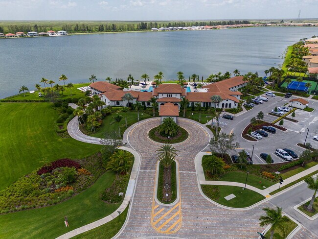 Building Photo - 11720 Waterway Cir