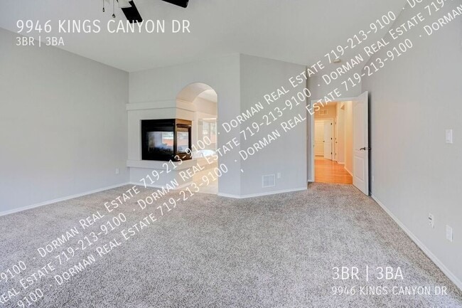 Building Photo - 9946 Kings Canyon Dr