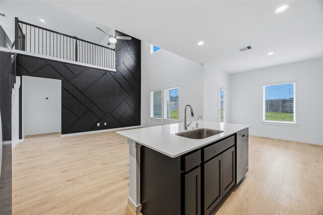 Building Photo - 31510 Chippenham Colony Ct