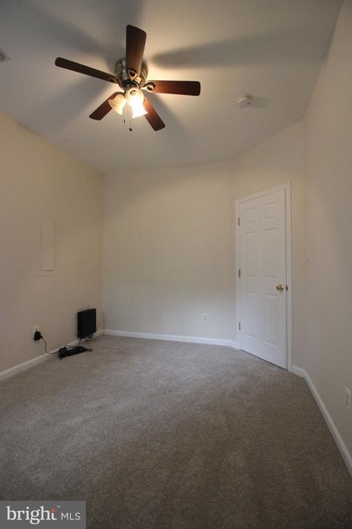 Building Photo - 46140 Cecil Terrace