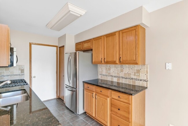 Building Photo - 10549 Wakefield Ln