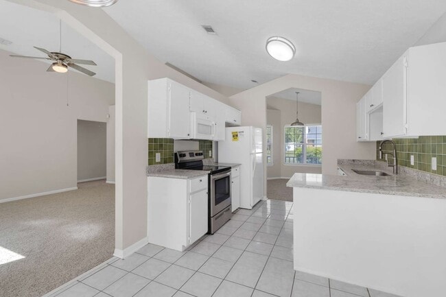 Building Photo - 710 Osprey Dr