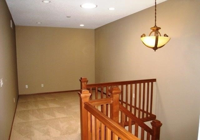 Building Photo - Heated garage! Fabulous 2Bd/2.5Ba + Loft! Woodbury- Available July 1st
