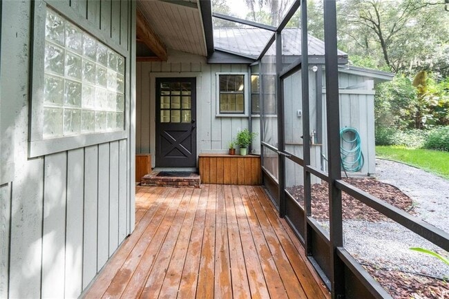 Building Photo - 8303 N River Oaks Ct