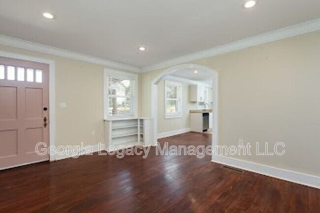 Building Photo - 2615 W Main St