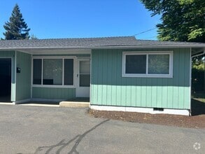 Building Photo - Cute 2 bedroom West Harvard area