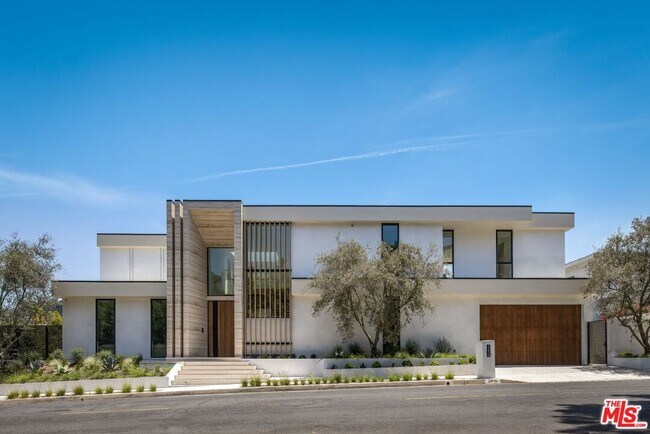 Building Photo - 2436 Jupiter Dr