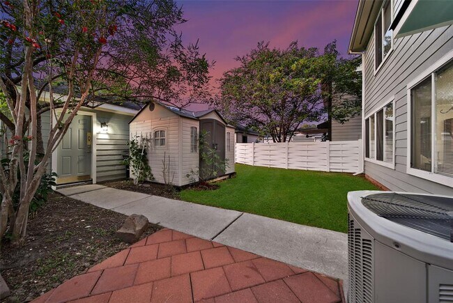 Building Photo - 6202 Spruce Bough Ct