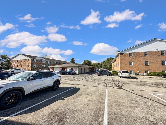 Building Photo - Cozy & Affordable 2-Bedroom Apartment at The Oaks on Davidson – Greensburg, IN