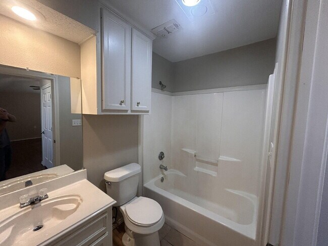 Building Photo - 7803 Avenue J
