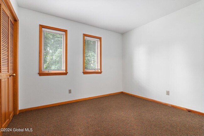 Building Photo - 222 North Ten Broeck Street