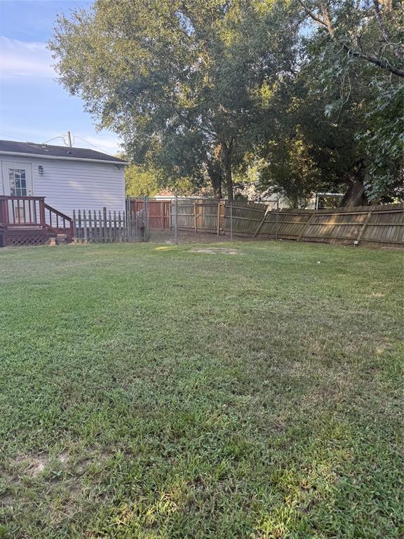 Building Photo - 16350 Hill Country Ct