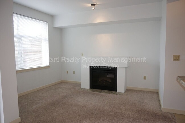 Building Photo - 5450 Leary Ave NW