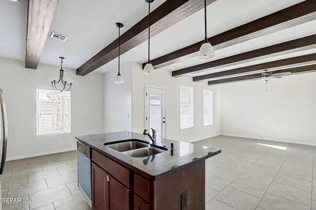 Building Photo - 11625 Great Abaco Ct