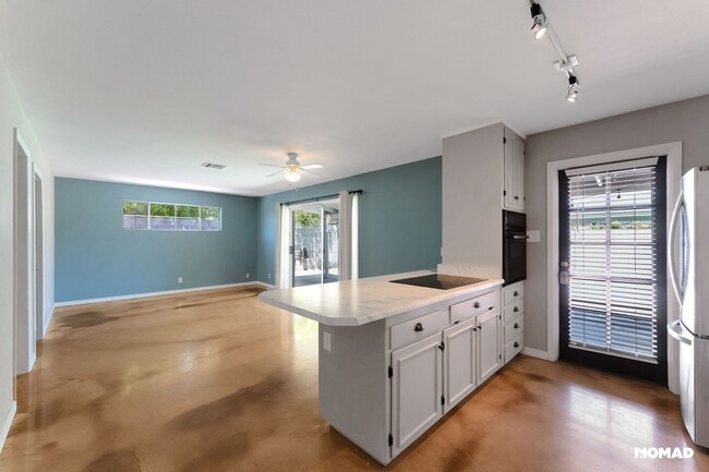 Building Photo - Charming 3BR House in Scottsdale